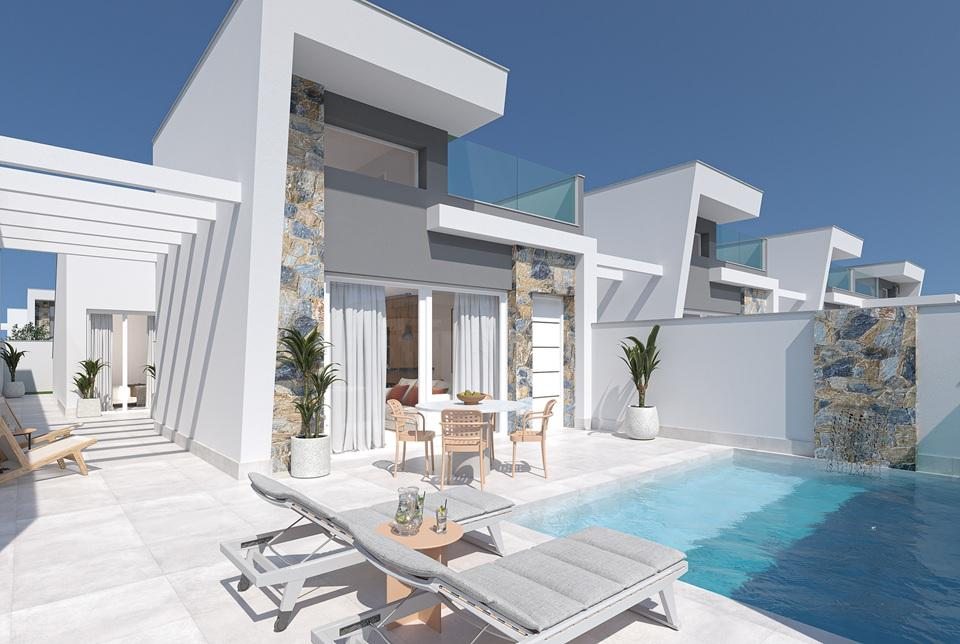 Villa independiente de obra nueva en Serena Golf, Los Alcázares, a 2 km del mar